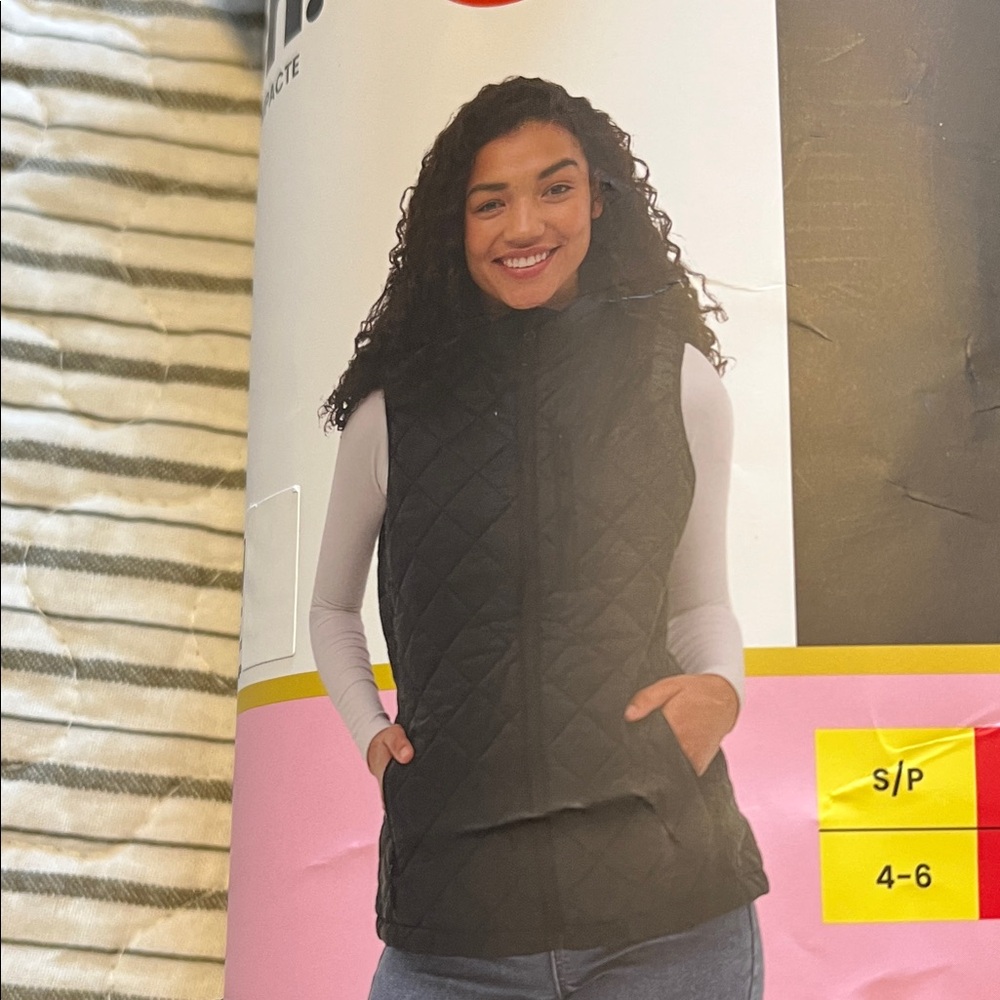 NEW Bench Packable Vest - Picture 3 of 4